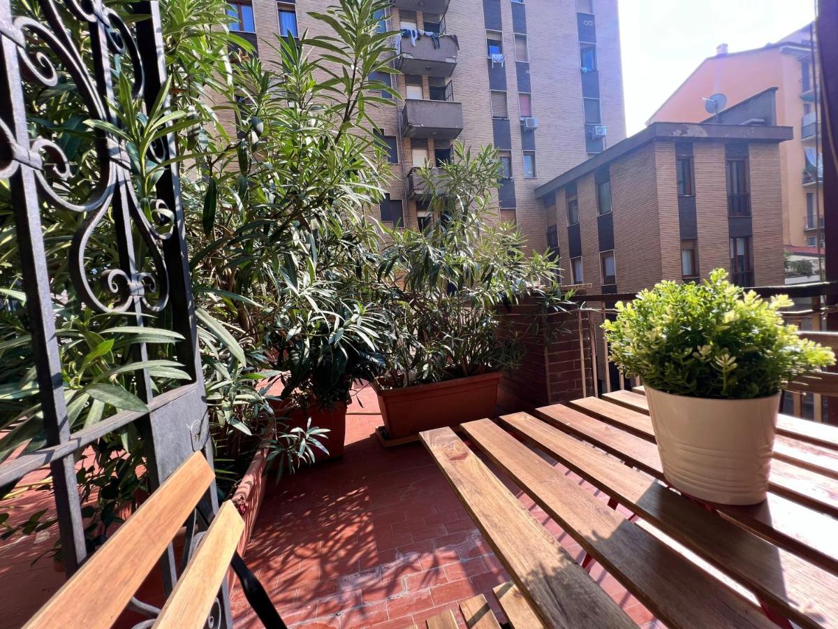 Appartme Guest House Seveso 40 Milan Bagian luar foto