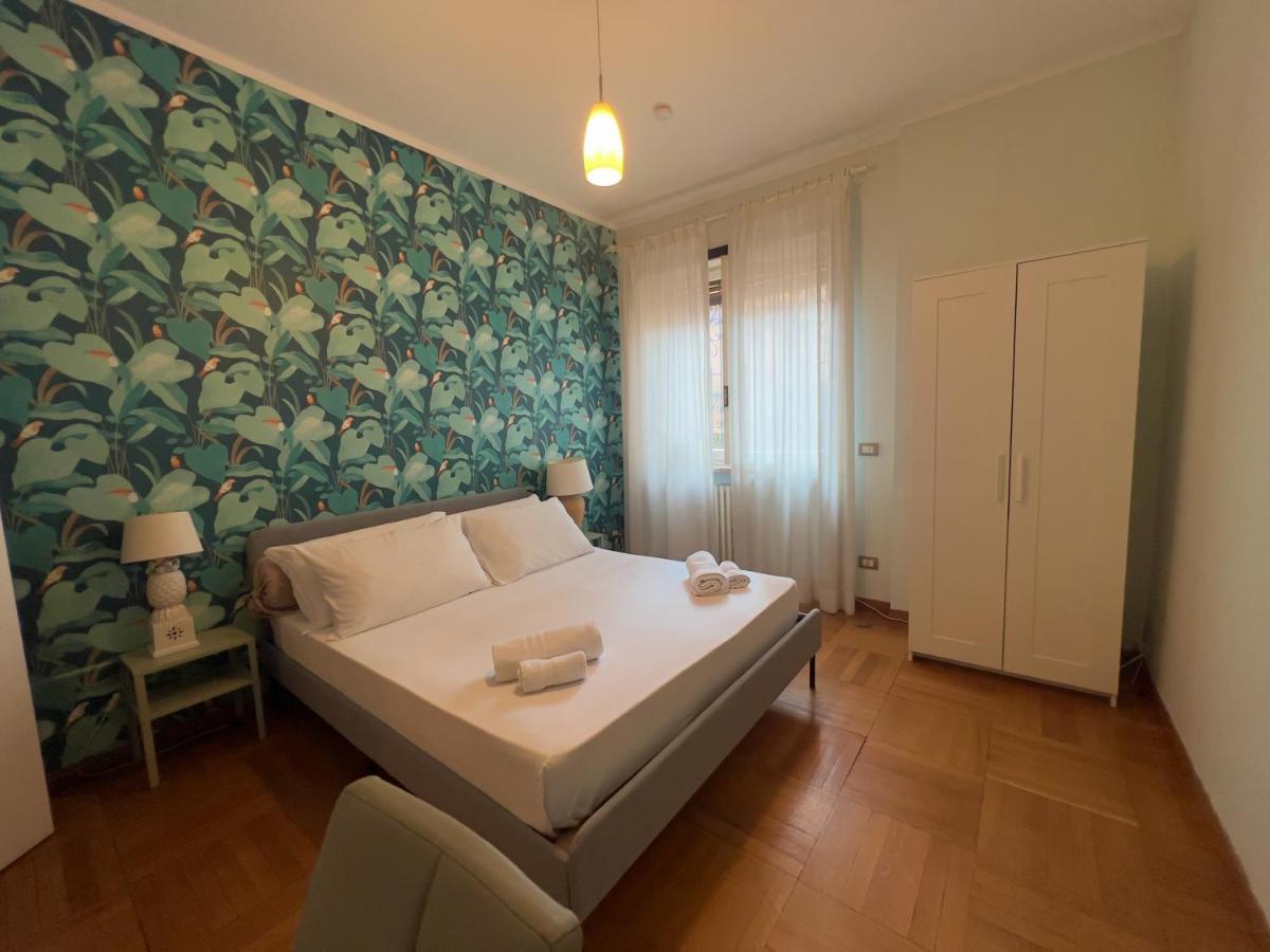 Appartme Guest House Seveso 40 Milan Bagian luar foto