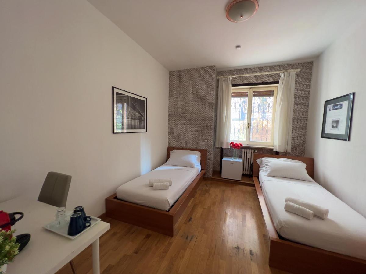 Appartme Guest House Seveso 40 Milan Bagian luar foto